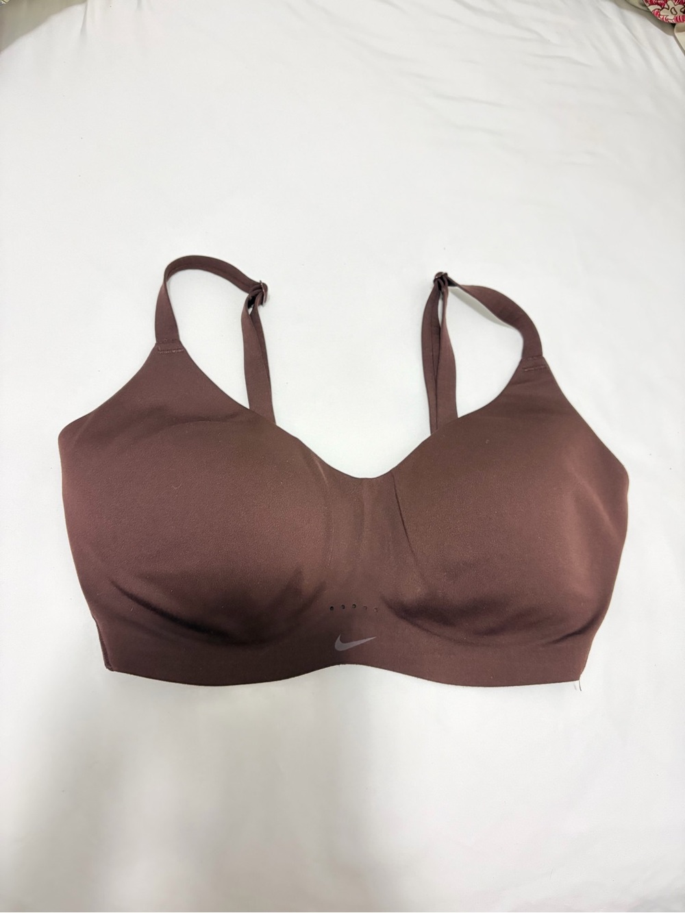 Nike Brown Medium-Impact Seamless Sports Bra